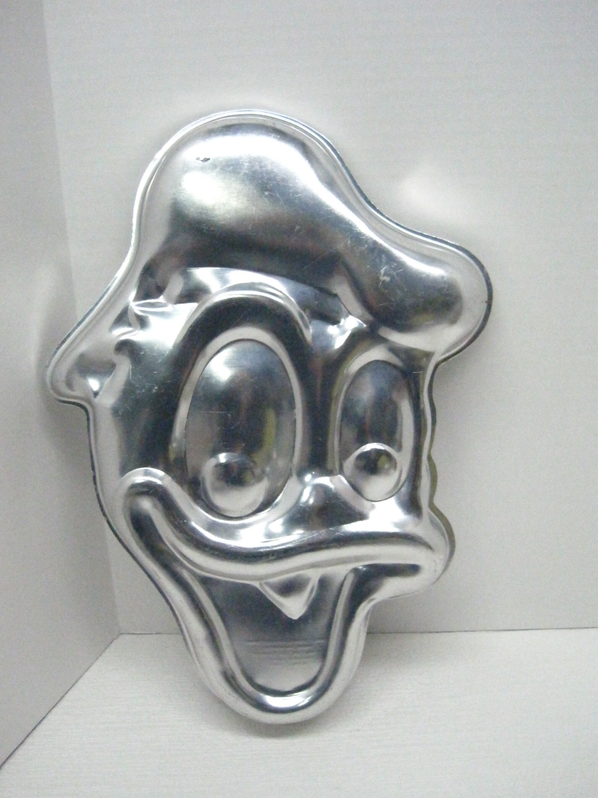 Wilton Donald Duck Cake Pan 515 507 Duck Face Shaped Metal Mold