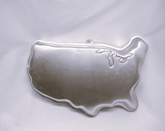 Wilton "United States of America" Cake Pan # 2105-8251, USA Shaped Metal Mold