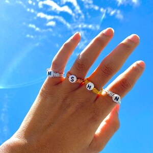 anillos con iniciales • anillo con letras personalizables a-z • plata • oro rosa • oro • anillo con monograma • regalo personalizado • anillos con alfabeto