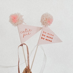 Valentine&#39;s Day Pennant Flag Templates, DIY Valentine&#39;s Party, Valentine&#39;s Printables, Printable Pennant Flags, Pennant Flag Template, Kids
