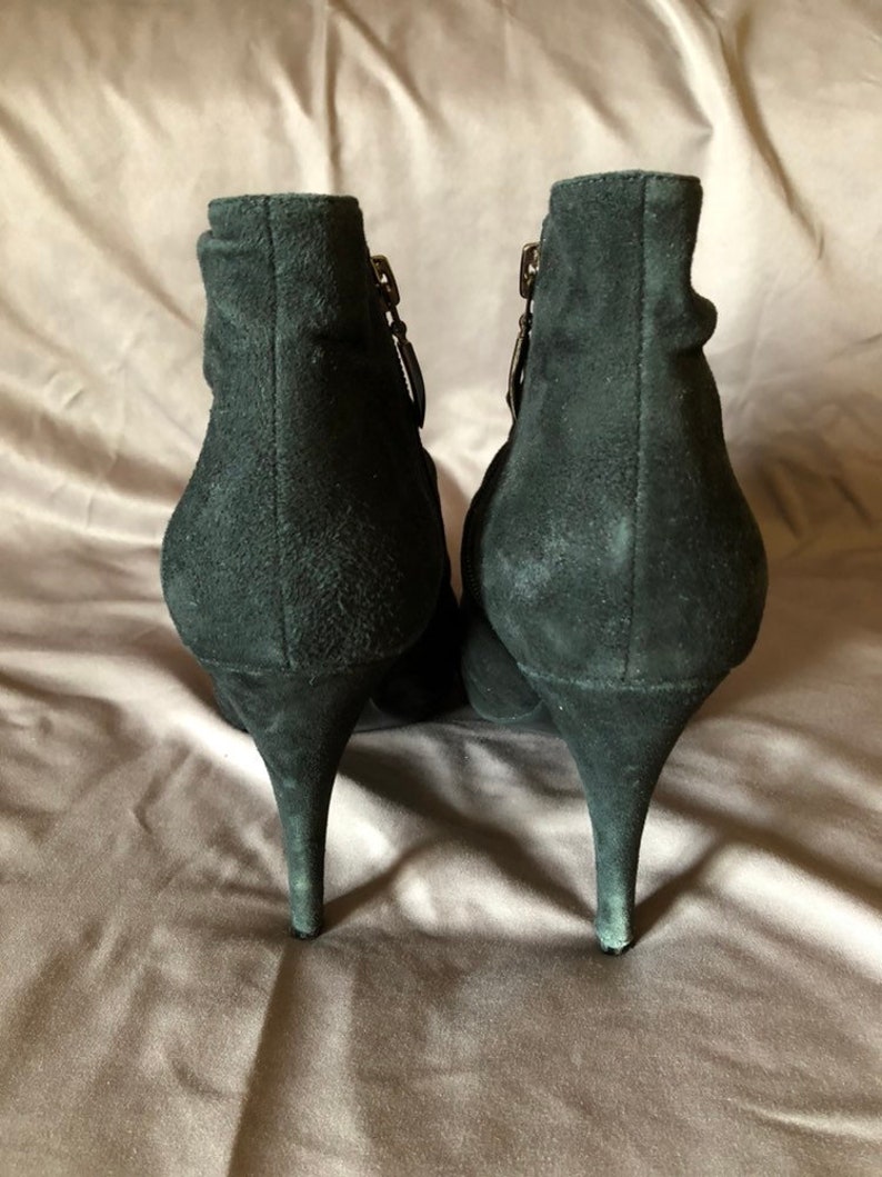 guess black suede ankle boots