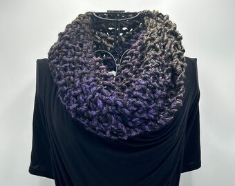 Chunky Dark Purple Infinity Scarf