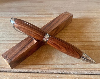 Gullor Handcrafted Wooden Ballpoint Pen Made of Rosewood and Brass Brownish Yellow Stripes Gullor Handcrafted Wooden Ballpoint Pen Made of Rosewood and Brass Brownish Yellow Stripes