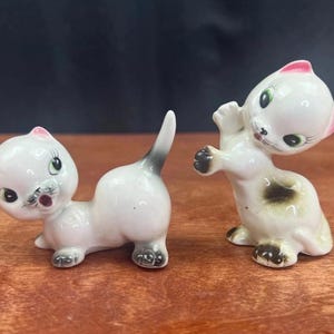 MCM Japan Ceramic Kitten Salt and Pepper Shaker Set Kitschy Cute