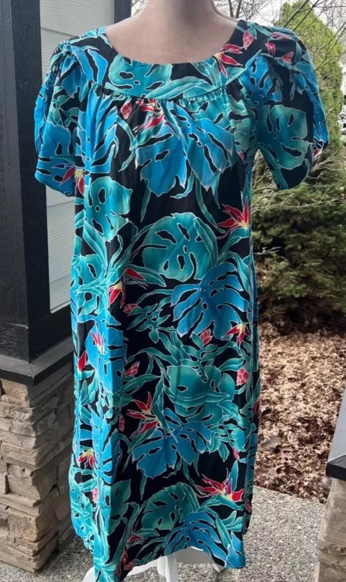 Mamo Howell Muumuu - Etsy