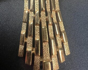 BRUTALISTE COLLIER RAS DU COU TORQUE TRAVAIL D'ARTISTE vers 1970