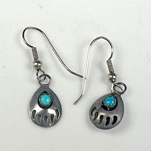 Silber Bear Paw Hook Logo Ohrringe mit kleinen Türkis Vintage durchbohrt