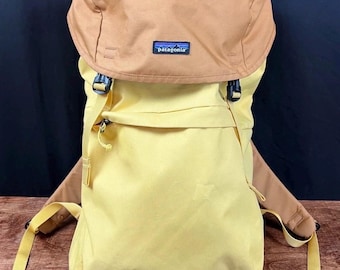 Patagonia Arbor Lid Backpack Surfboard Yellow