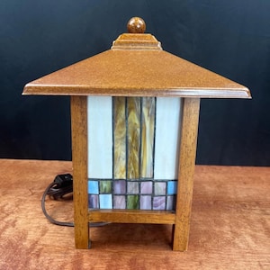 Stained Glass Table Lamp Inspired By Frank Lloyd Wright Mission Style Glass Art
