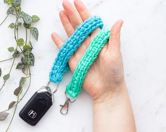 CROCHET PATTERN Keychain Wristlet (Printable PDF) | Cotton Wristlet Pattern | Easy Crochet Keychain | Luna Keychain Wristlet