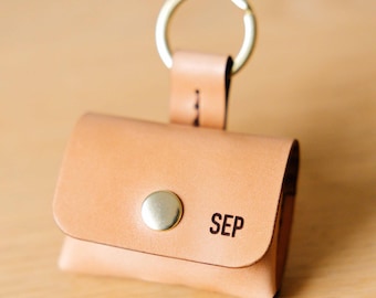 Handmade Leather AirPod Pro 3 Case with Keyring