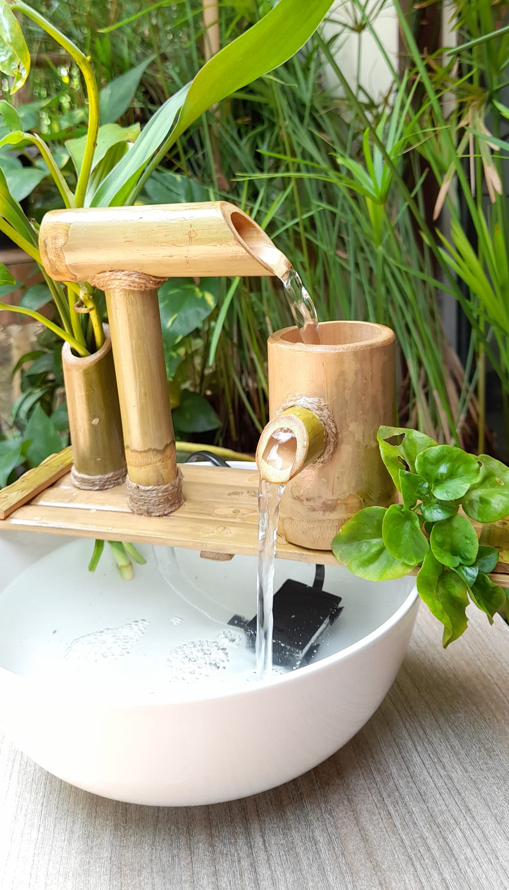 Indoor bamboo fountain,table top bamboo water fountain simple style,mini fountain handmake from bamboo