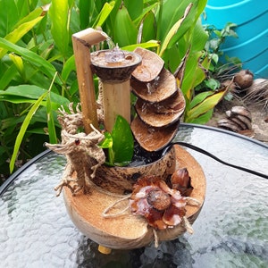 Drakenfontein op tafel, mini drakenfontein, drakenfontein voor binnen, handgemaakte fontein, echt handgemaakt van kokos en bamboe
