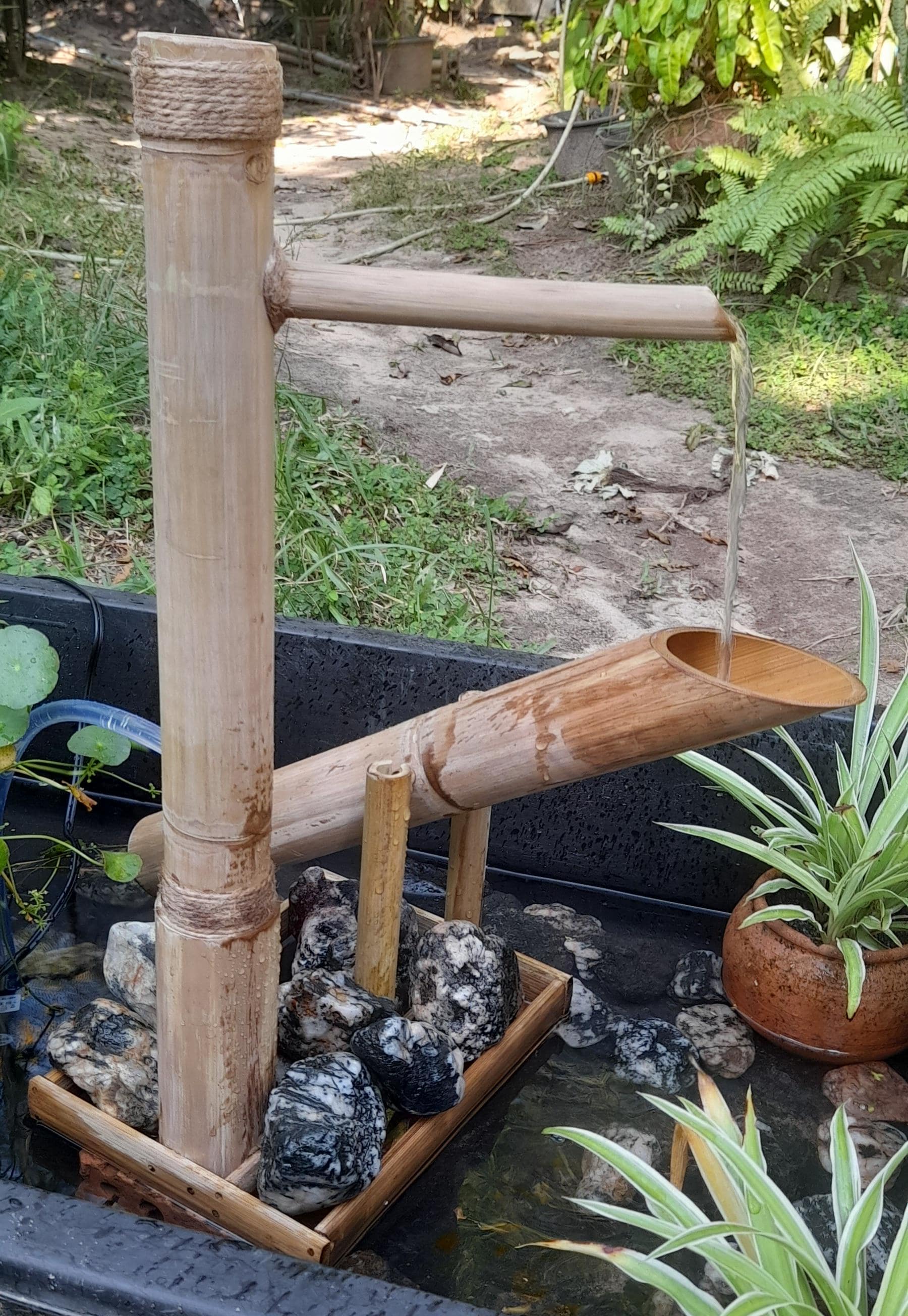 Japanese solar water fountain - Etsy sterreich