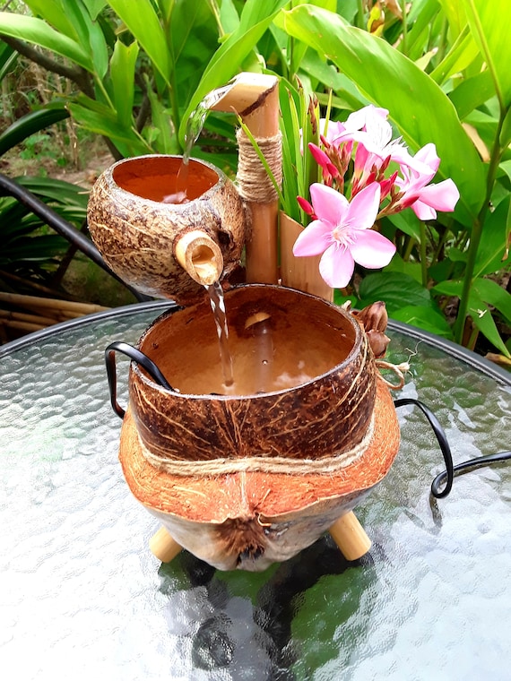【中古】 DIY かんたんできる 水まわり HOW TO DTICF-004 卓上噴水、ミニ噴水、本物のココナッツの殻と竹から手作りされた屋内