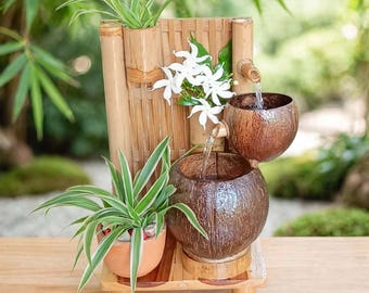 卓上噴水、ミニ噴水、本物のココナッツの殻と竹から手作りされた屋内