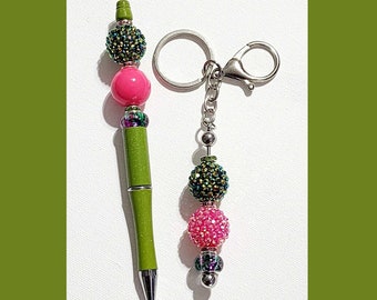 De "Beaded Beauty Pen & Keychain Collection" - Roze/Groen