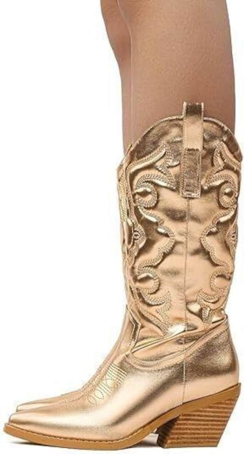 Cowboy Boots für Damen | Snip Toe, Slip On | Größen 6,5 - Gold Bild 4