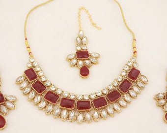 Set di gioielli da sposa Kundan placcati in oro: collana e orecchini color marrone Tikka