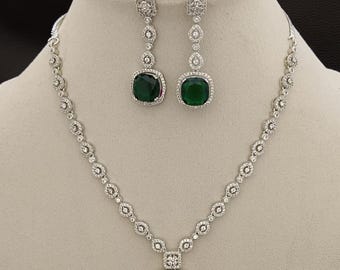 Kristall Brautschmuck Set: Grüne Kette & Ohrringe, versilbert