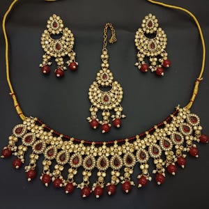Bridal Kundan Choker Necklace Earrings Tikka Set: Indian Jewelry