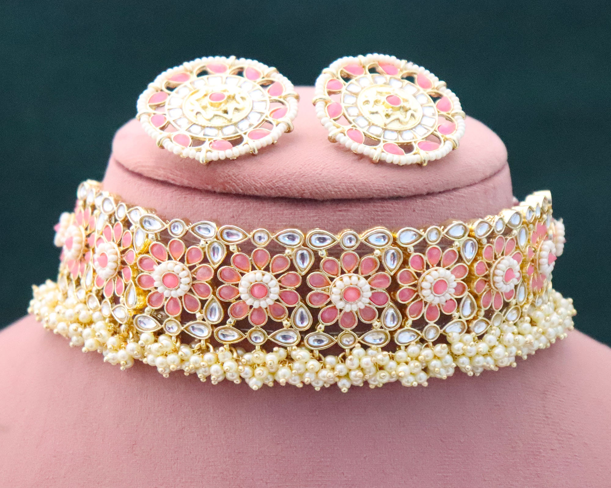 Light pink shop colour jewellery