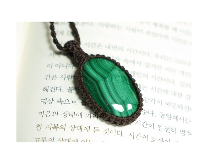 Mother/'s day gift Gift for mom Malachite macrame pendant Bohemian necklace Gift for wife Green stone. Powerful Healing Stone necklace