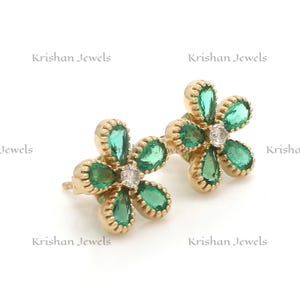 14K/18K Gold Natural Emerald and Diamond  Floral Pattern Stud Earring, Unique New Mom Gift, Dainty Gift for Stepmom, Birthday Gift for her
