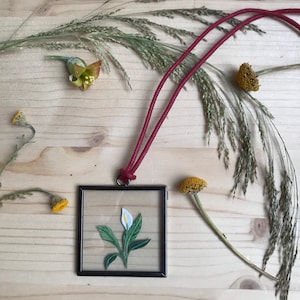 LiRIO de La Paz / Lily / carta tagliata a mano / collana / ciondolo / regalo unico / per lei / boho / gioielli bohémien