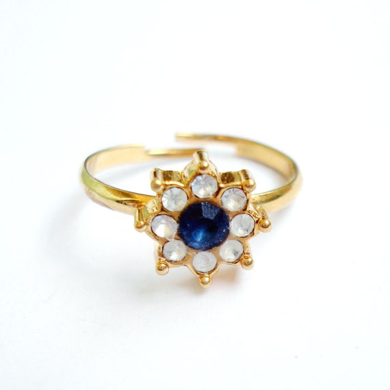 Vintage Clear Blue Rhinestone Royal Style Jewelry… - image 4