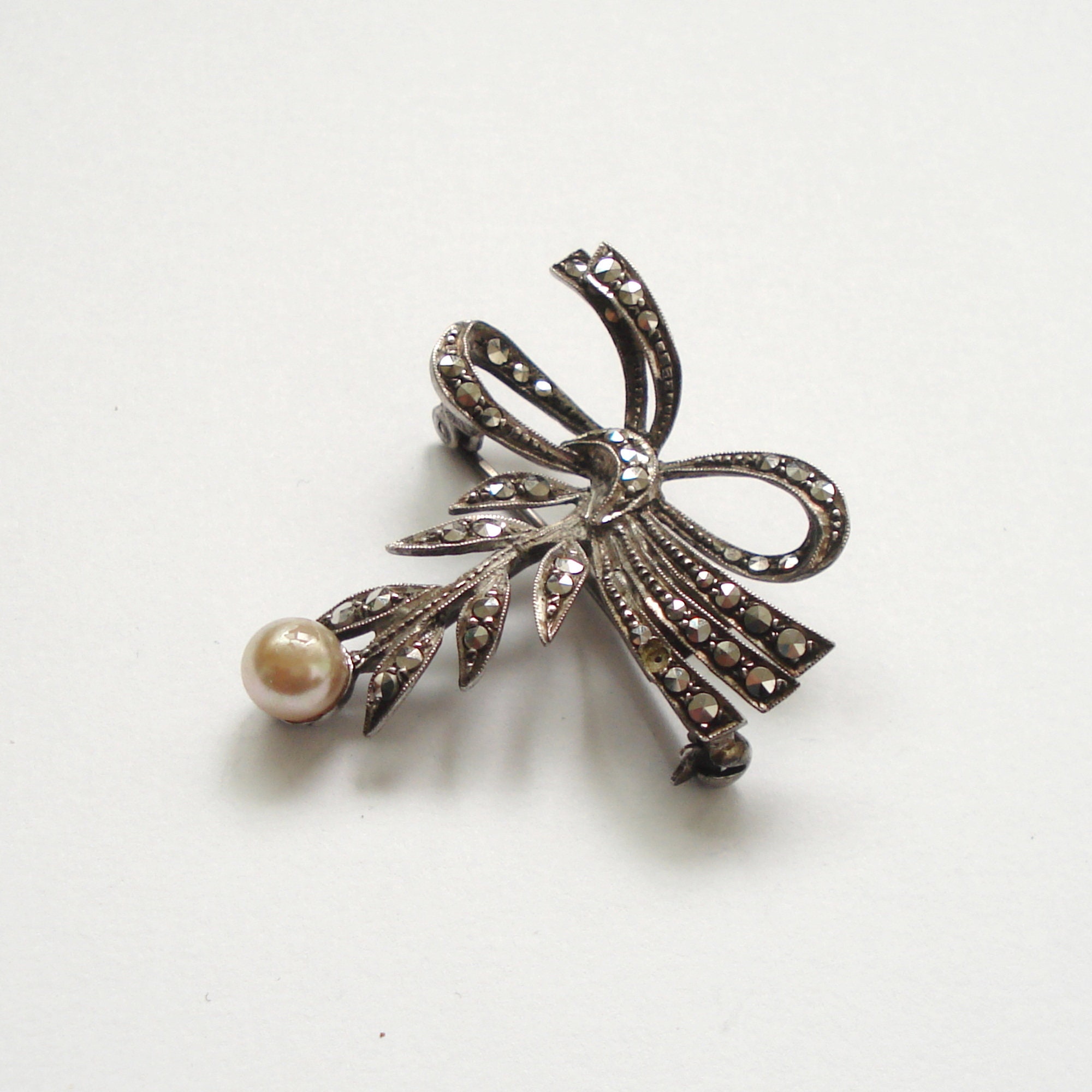 Broche vintage abeille marcassite en argent sterling par Judith Jack