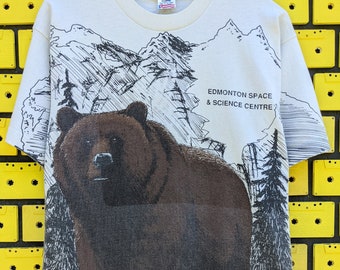 Vintage 90s Grizzly Bear T-Shirt Edmonton Space Sciences Centre Wildlife Animal All Over Print Tee Size L