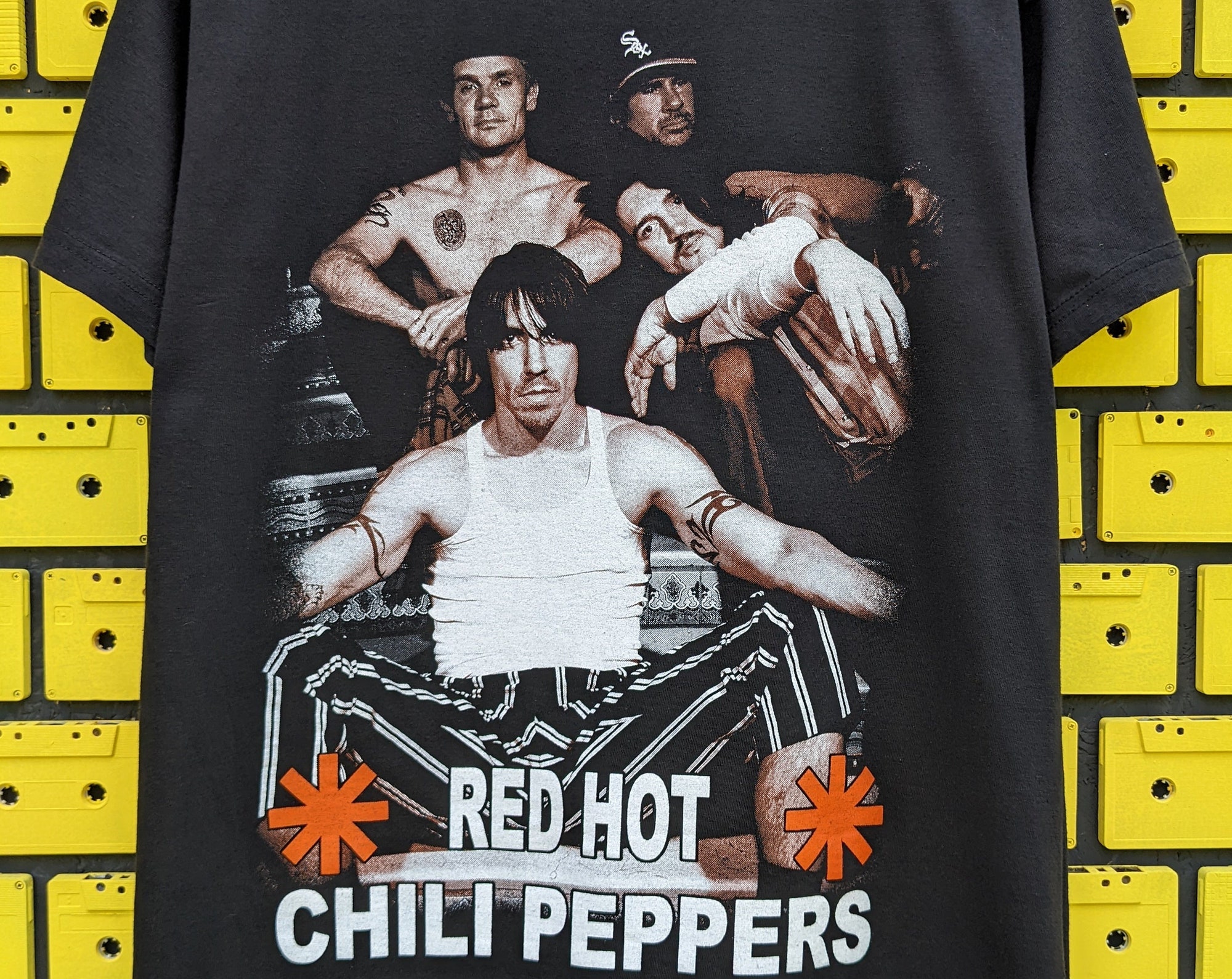 Vintage 2000s  Red Hot Chili Peppers T-Shirt