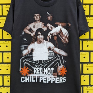 Vintage 2000s Red Hot Chili Peppers T-shirt RHCP by the Way Era 