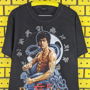 Vintage Early 00s Bruce Lee The Dragon T-Shirt Hong Kong American Actor Kung Fu Martial Art Master Bootleg Print Tee Size Short L