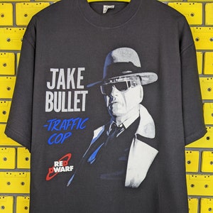 Vintage 90s Red Dwarf T-Shirt Jake Bullet Traffic Cop BBC Sci Fi Comedy TV Series Merch Tee Size L