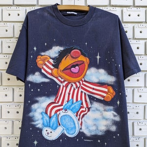 Vintage 90s Sesame Street Ernie T-Shirt Jim Henson Comedy TV Show Cartoon Characters Merch Tee Size M