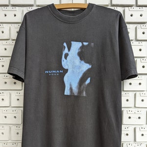 Vintage 2004 Gary Numan T-Shirt Synth Pop New Wave Electronic Industrial Rock Post Punk Singer Merch Tee Size L