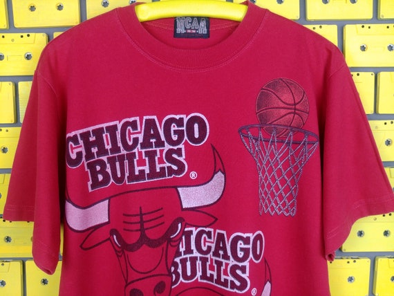 Vintage 90s NBA Chicago Bulls 3-peat T-shirt Michael Jordan
