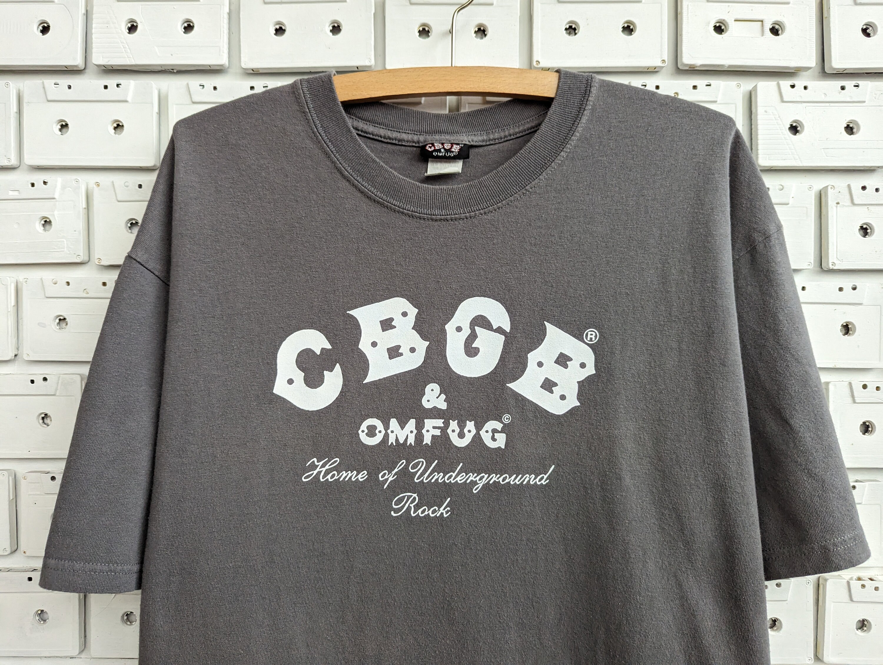 00s ヴィンテージ アメリカ ライブハウス CBGB & OMFUG Tシャツ il_fullxfull.5805933859_7fwu.jpg