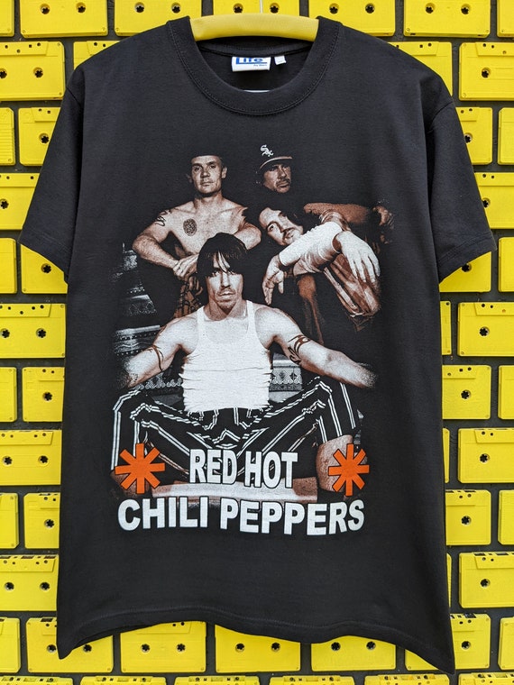 Vintage 2000s Red Hot Chili Peppers T-shirt RHCP by the Way Era