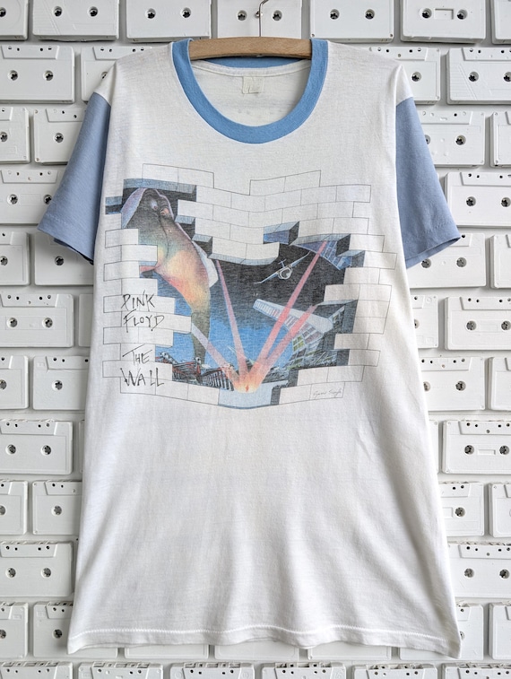 Vintage 80s Pink Floyd the Wall T-shirt Progressive Art