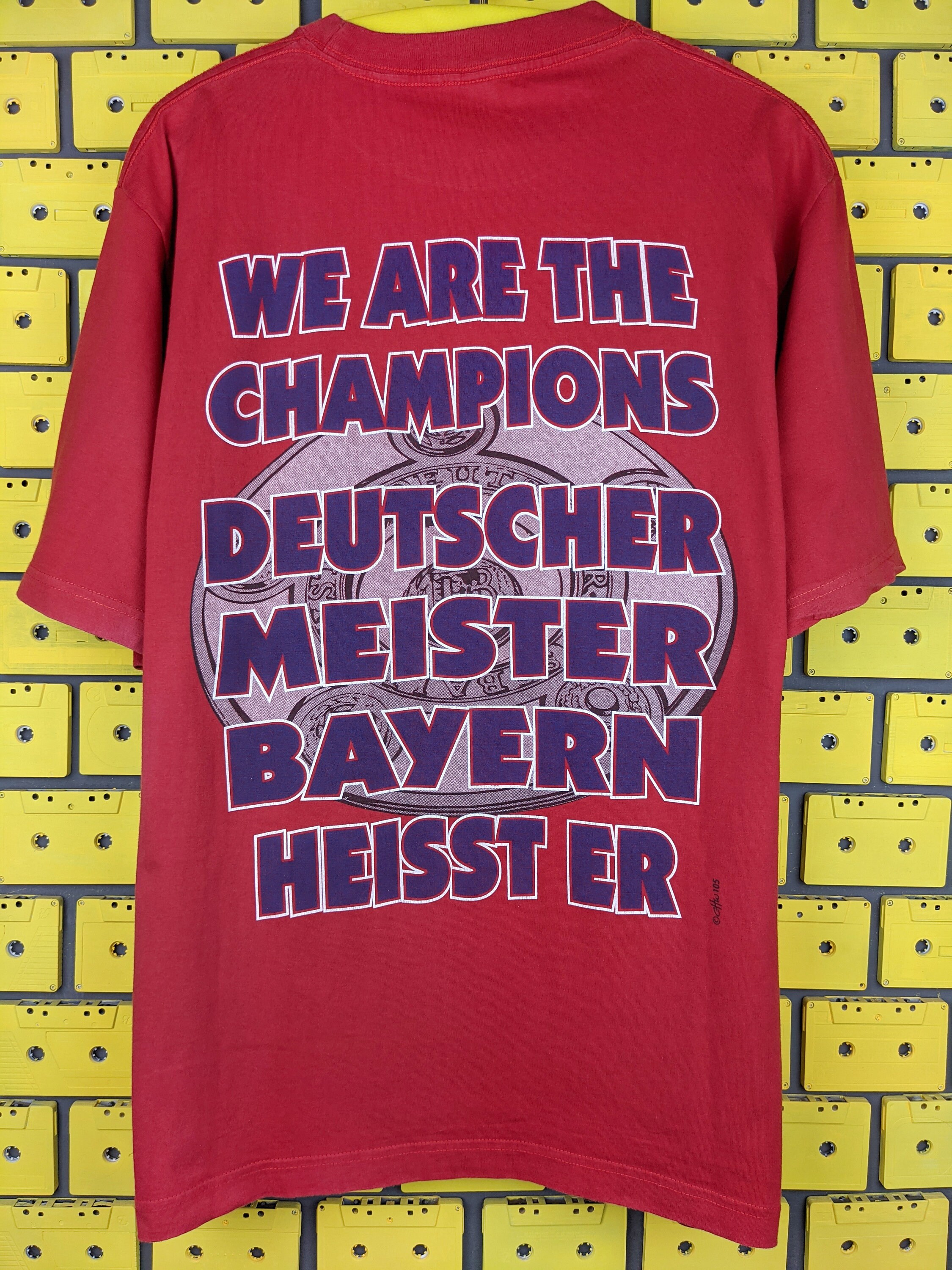 Vintage 1997 FC Bayern Munchen T-shirt Deutscher Meister