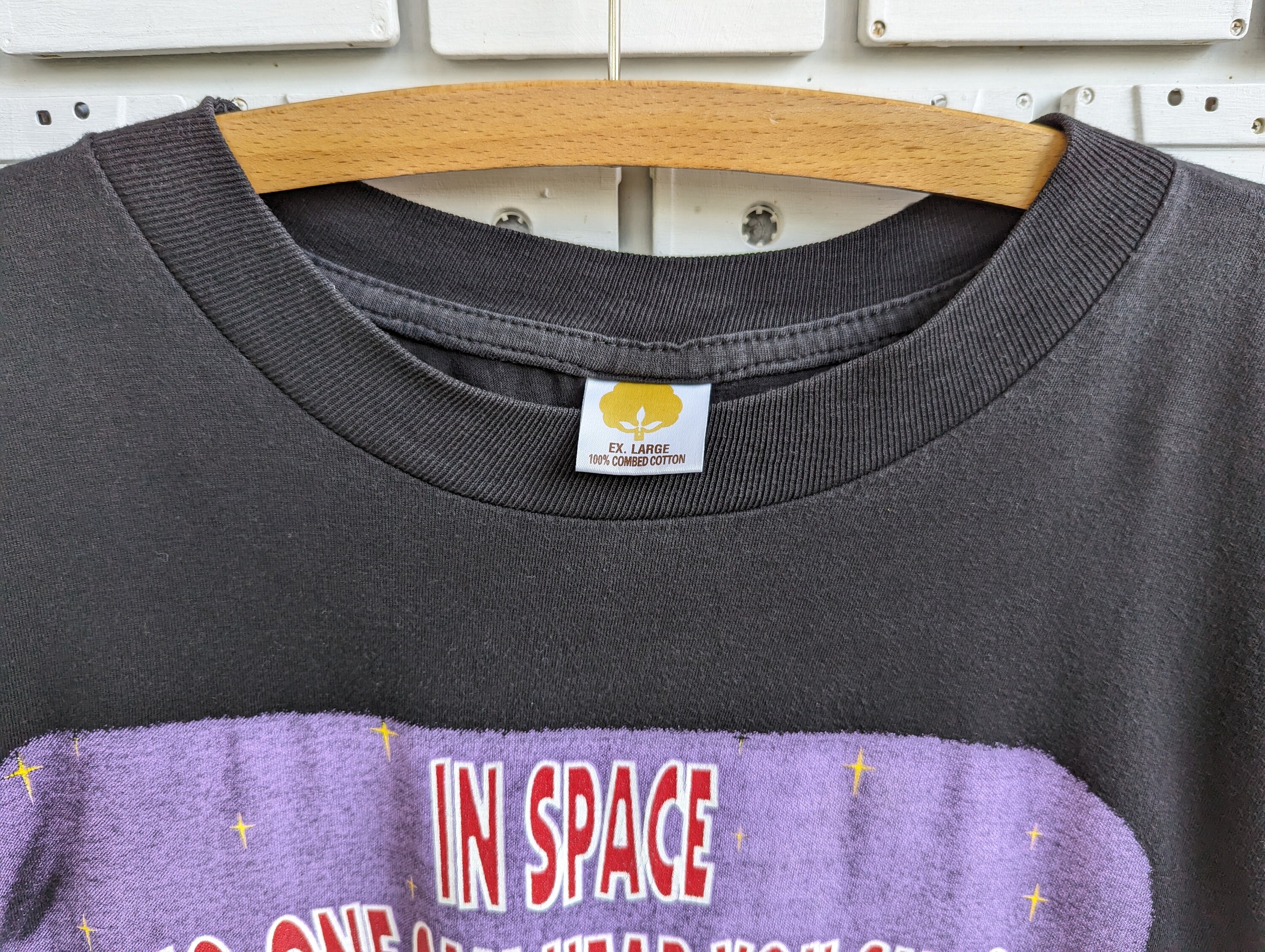 Vintage 90s Red Dwarf T-shirt Kryten Dave Lister Cat Ace Rimmer 