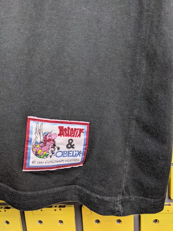Vintage 1997 Asterix & Obelix T-Shirt Gaulish Warrior… - Gem