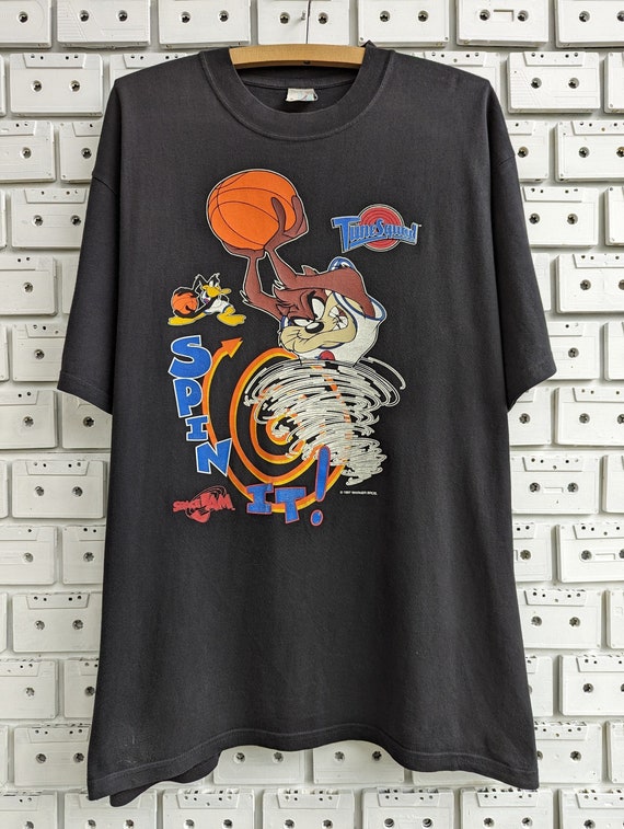 Vintage 1997 Space Jam T-shirt Taz Devil Daffy Duck Tune Squad