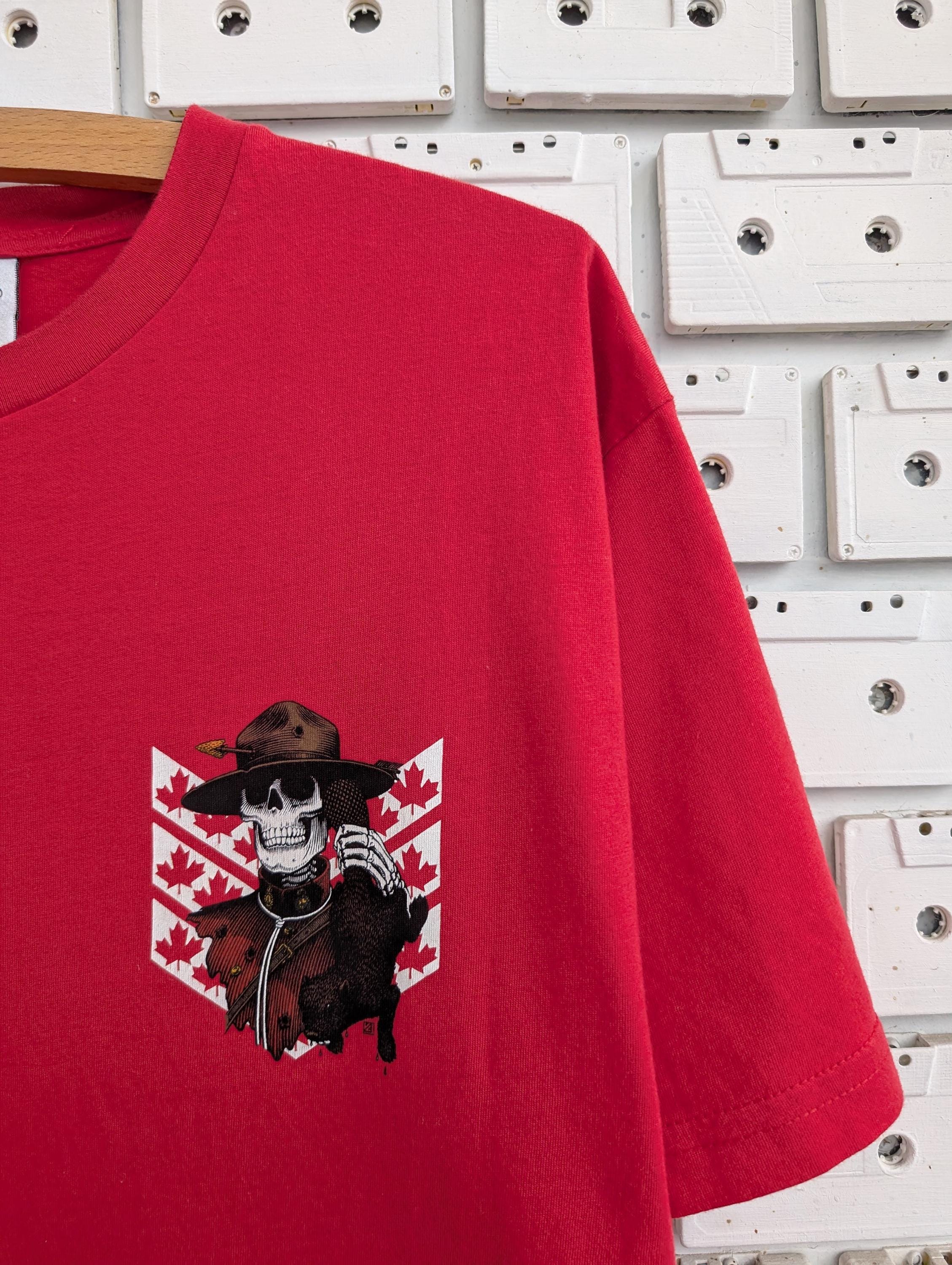 Vintage 00s Powell Peralta T-shirt Kevin Harris Skeleton Mountie
