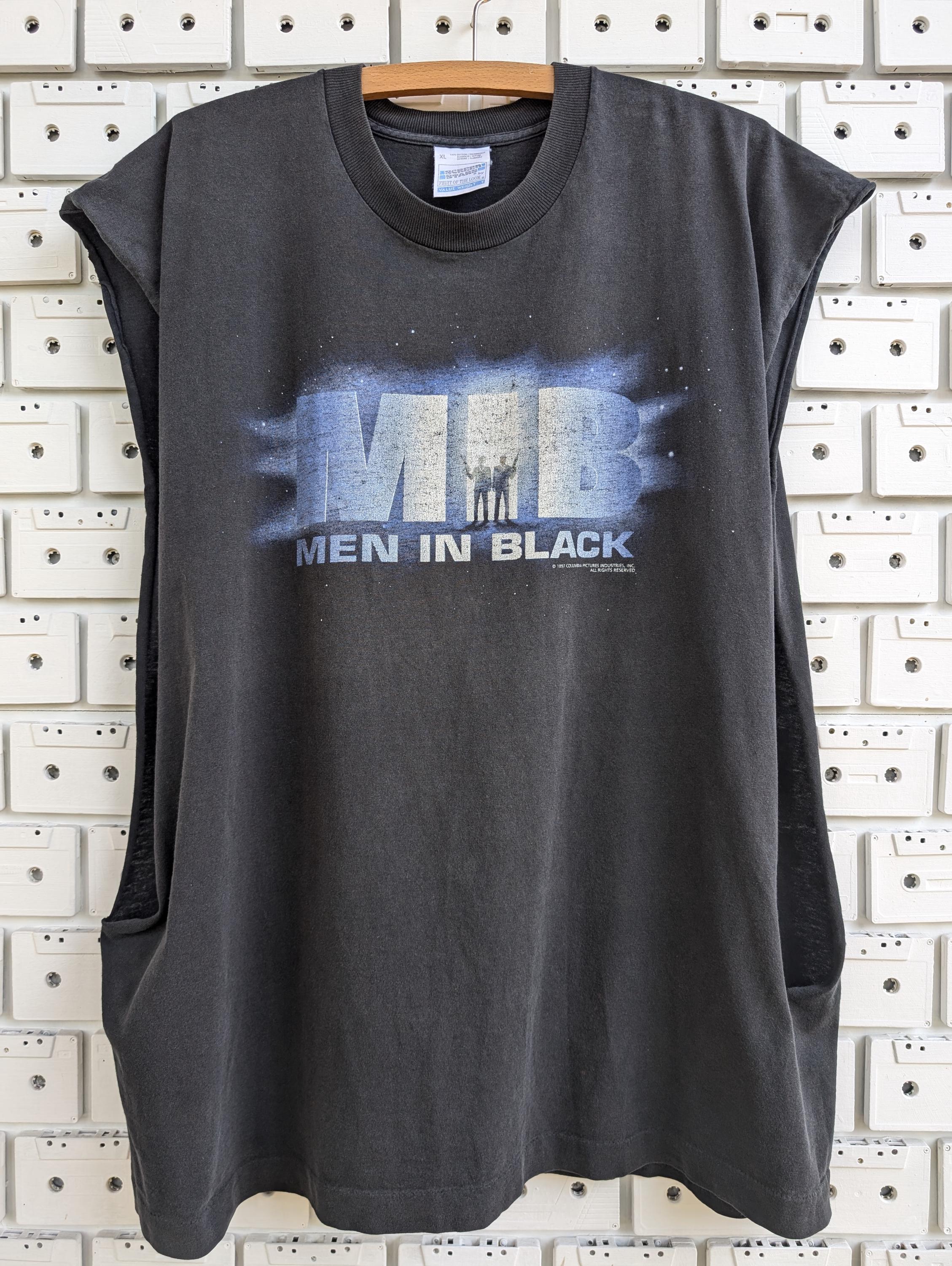 Vintage mib t shirt - Etsy 日本