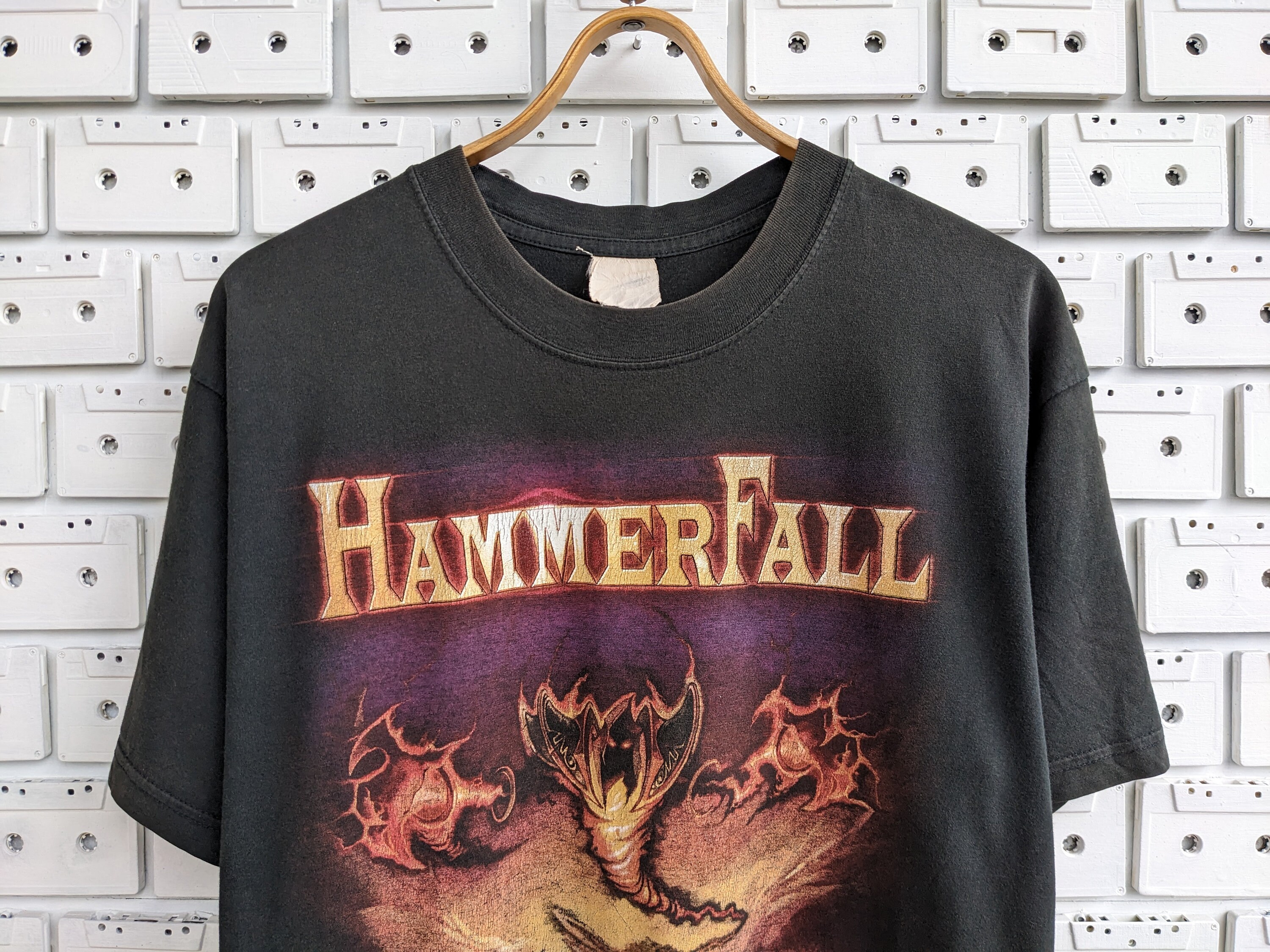 ヴィンテージ 2002 HammerFall Tシャツ Hearts On Fire スウェーデン