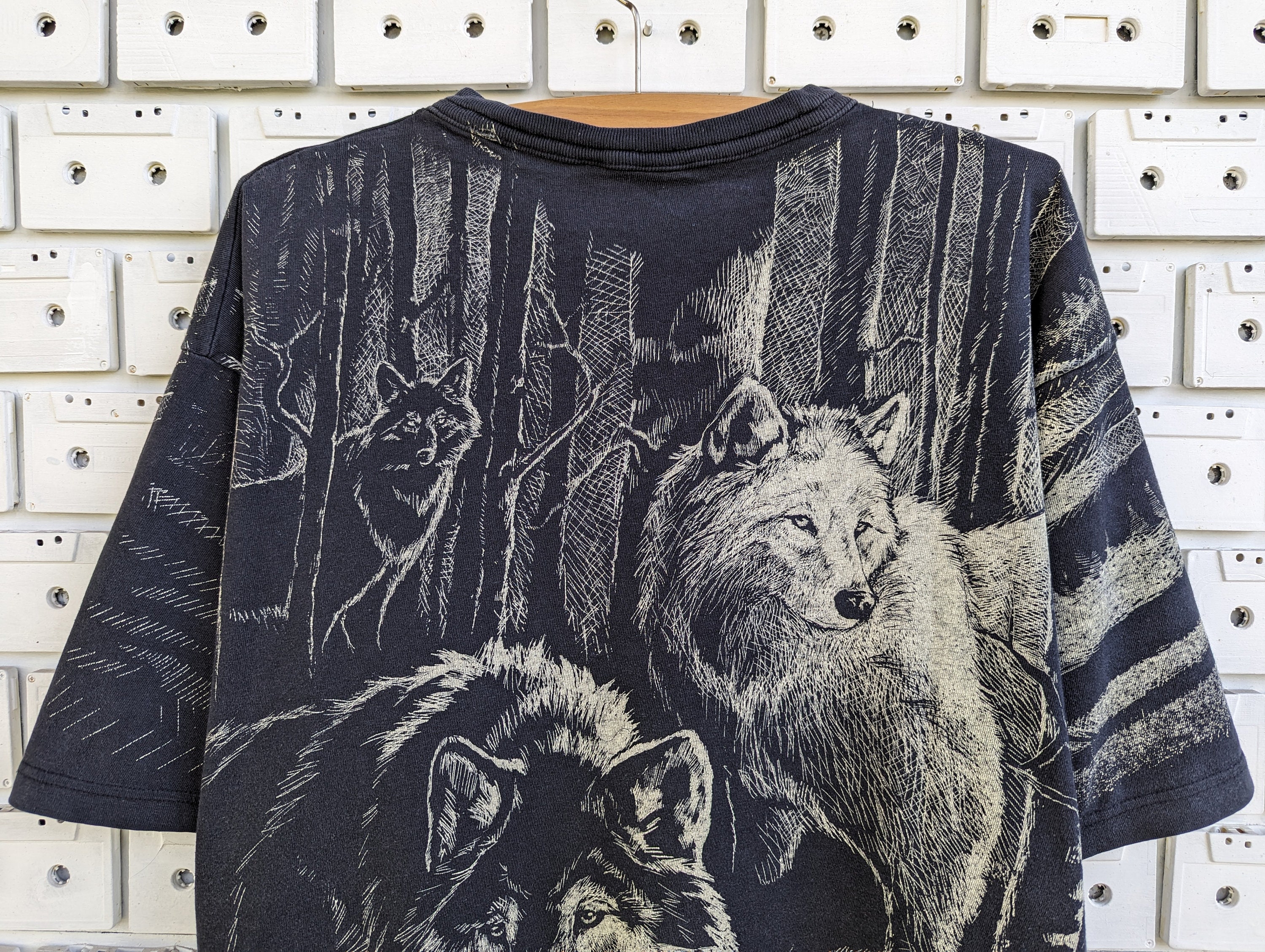 Vintage 1992 Harlequin Wolf Pack T-shirt Wolves Nature Wildlife